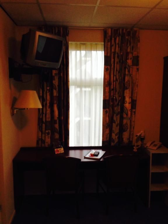 Hotel Pax Арнем Экстерьер фото